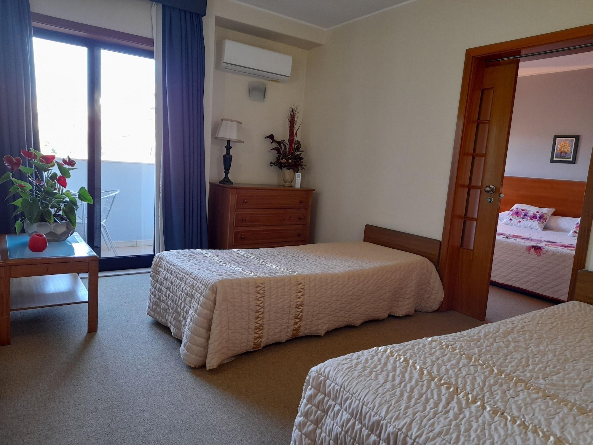 Hotel Das Taipas ギマランイス エクステリア 写真