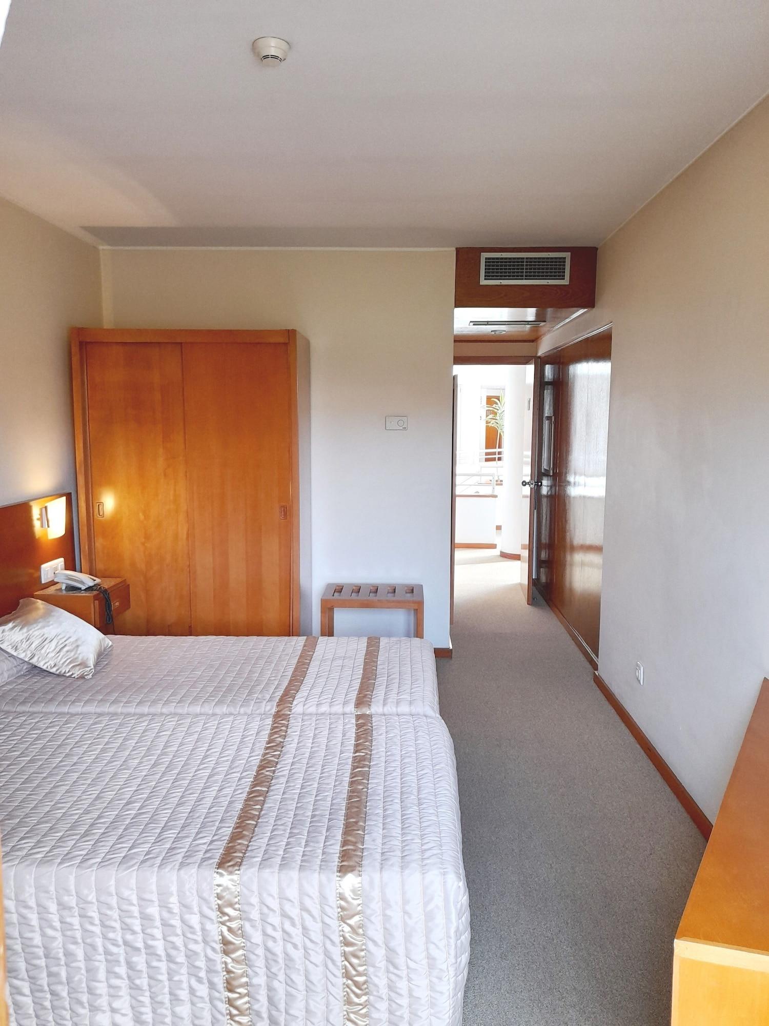 Hotel Das Taipas ギマランイス エクステリア 写真