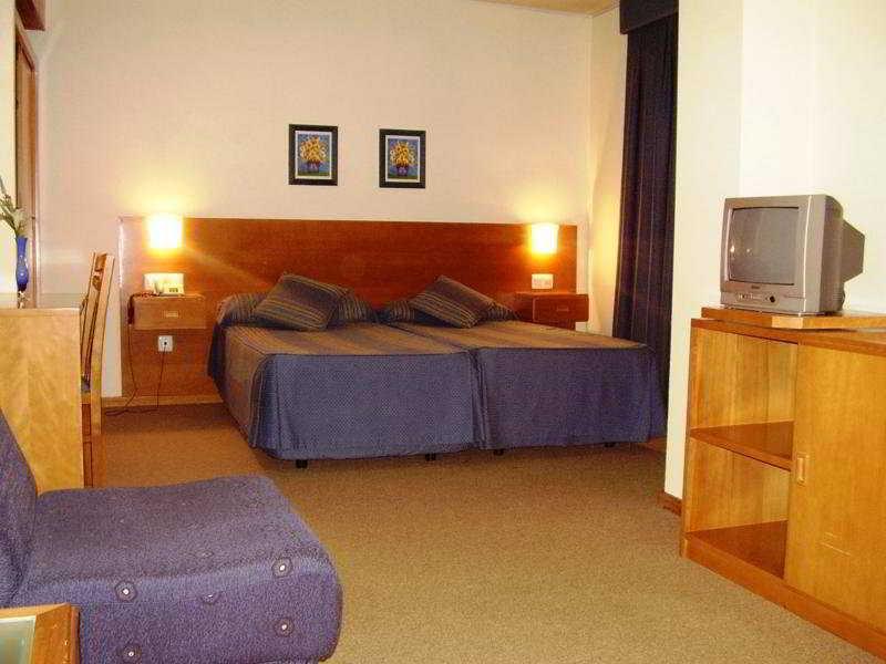 Hotel Das Taipas ギマランイス エクステリア 写真