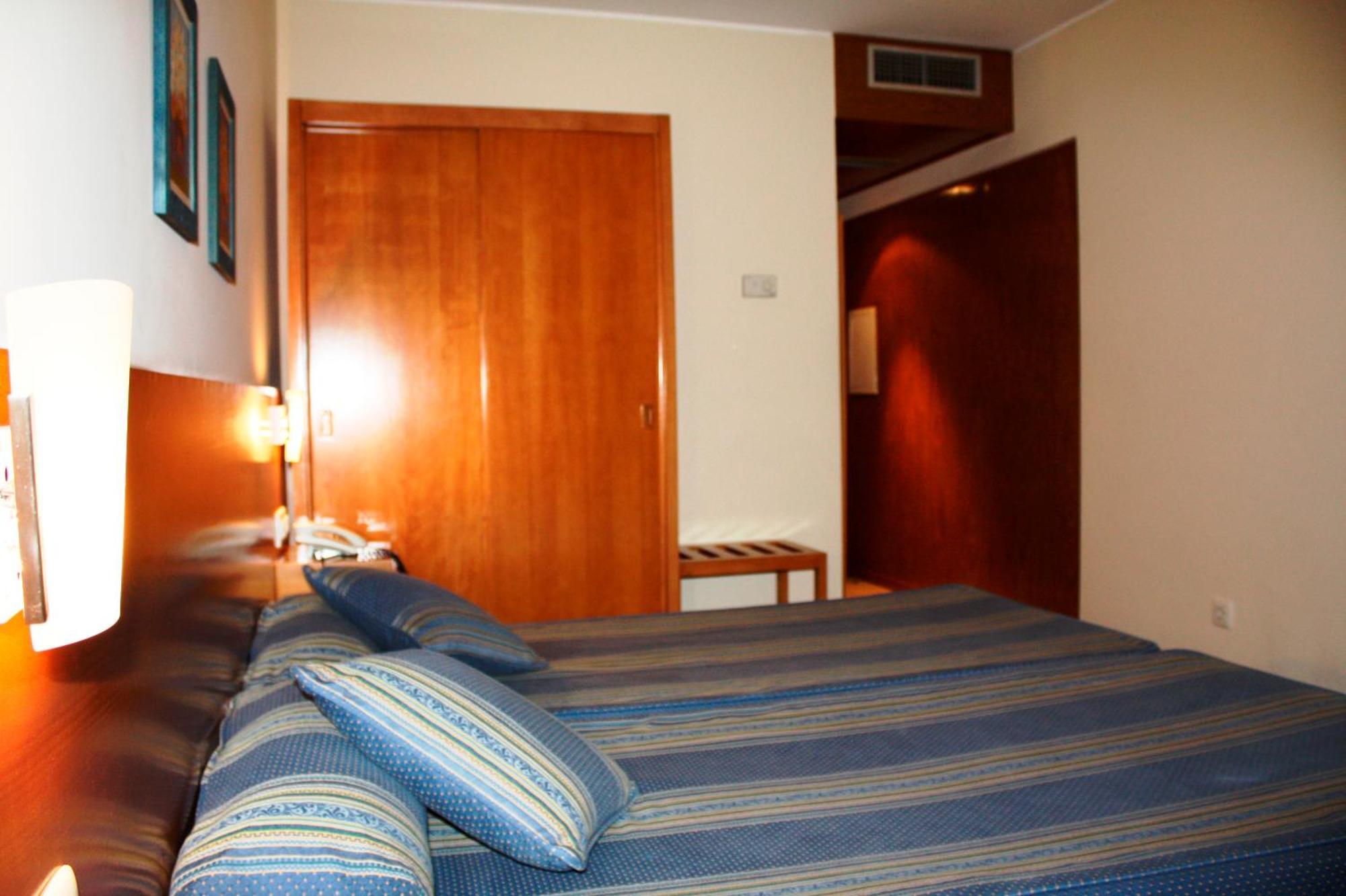 Hotel Das Taipas ギマランイス エクステリア 写真