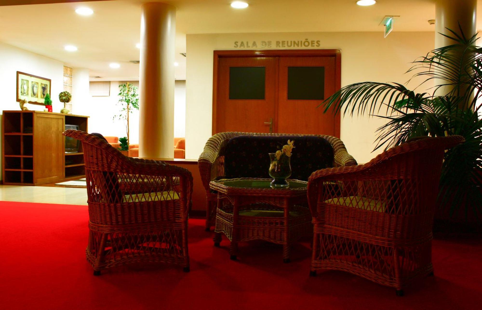 Hotel Das Taipas ギマランイス エクステリア 写真